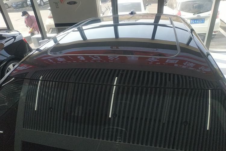 Used Hongqi H9 2024 2.0T Qixiang Private Style Edition Roof