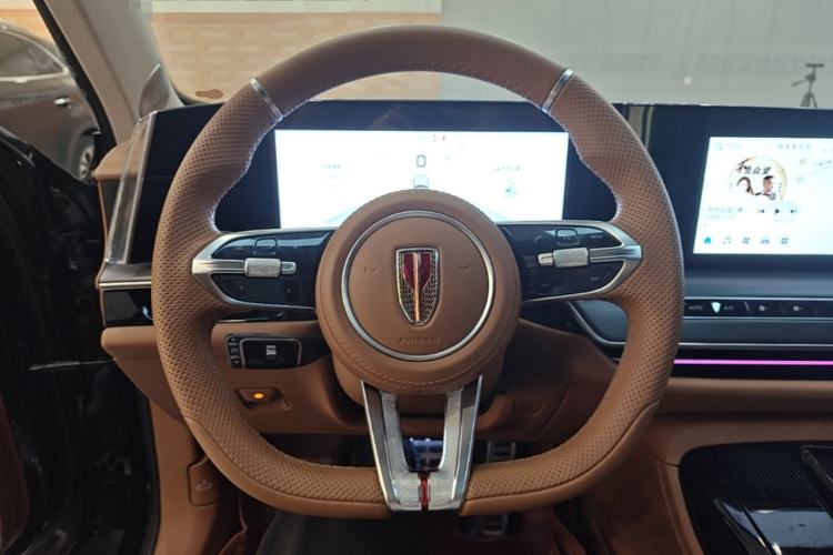 Used Hongqi H9 2024 2.0T Qixiang Private Style Edition Steering Wheel