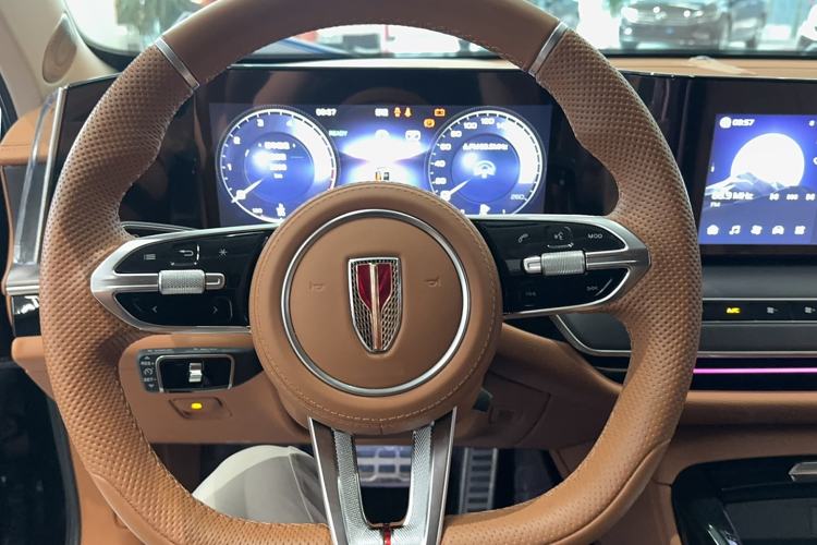 Used Hongqi H9 2024 2.0T Qixiang Private Style Edition Steering Wheel