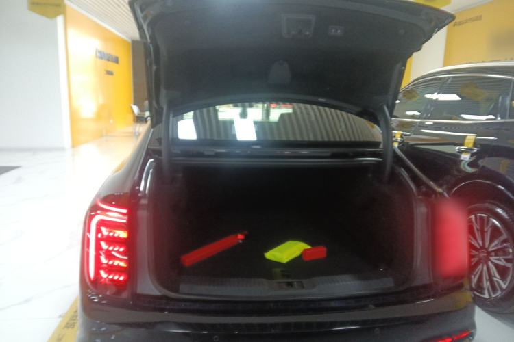 Used Hongqi H9 2024 2.0T Qichang Private Enjoyment Luxury Edition Trunk