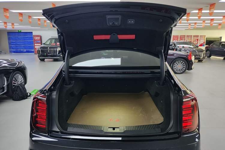 Used Hongqi H9 2024 2.0T Qichang Private Enjoyment Luxury Edition Trunk