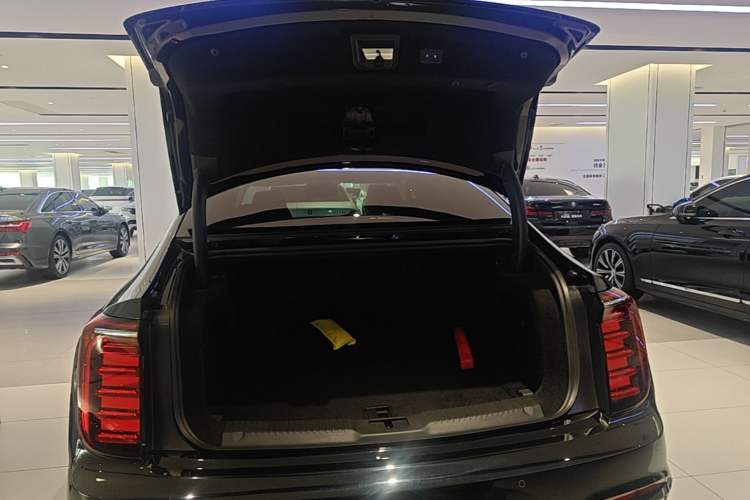 Used Hongqi H9 2024 2.0T Qichang Private Enjoyment Luxury Edition Trunk