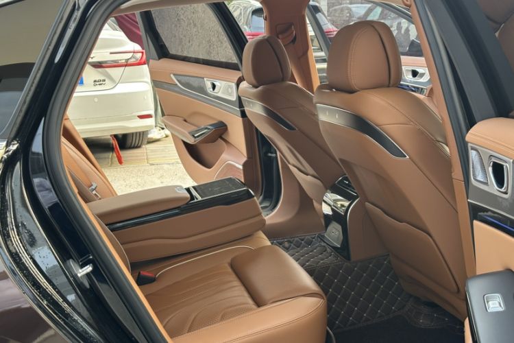 Used Hongqi H9 2024 2.0T Qichang Luxury Business Edition Interior 1