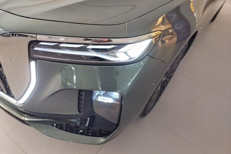 Used Hongqi H9 2024 3.0T Flagship All-Wheel Drive Private Style Edition Left Front Headlight