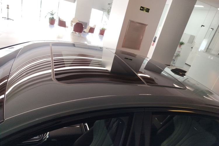 Used Hongqi H9 2024 3.0T Flagship All-Wheel Drive Private Style Edition Roof