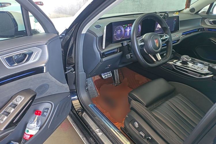 Used Hongqi H9 2024 2.0T Qixiang Private Style Edition Driver Seat