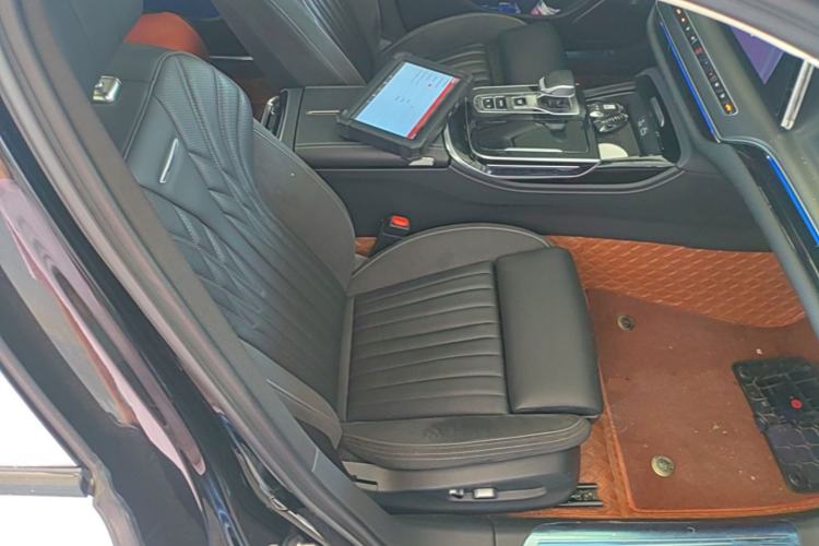 Used Hongqi H9 2024 2.0T Qixiang Private Style Edition Right Front Seat