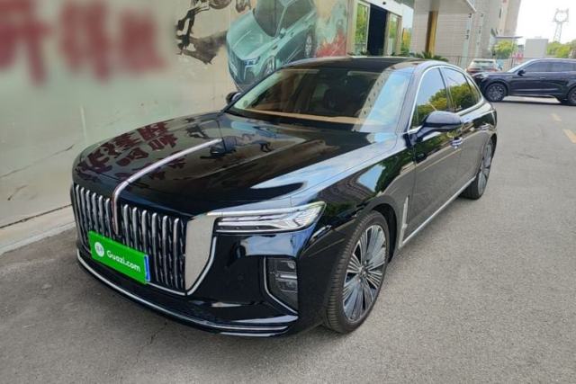 Used Hongqi H9 2025 Model Facelifted 2.0T Two-Wheel Drive Flag-Style Luxury Business Edition, 5 Seats