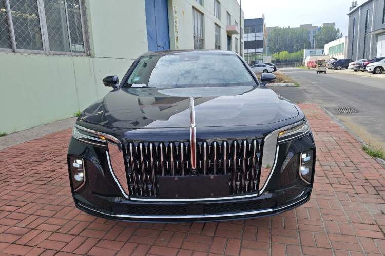 Used Hongqi H9 2025 2.0T Two-Wheel Drive Flagship Luxury Business Edition 5 Seats Exterior 1