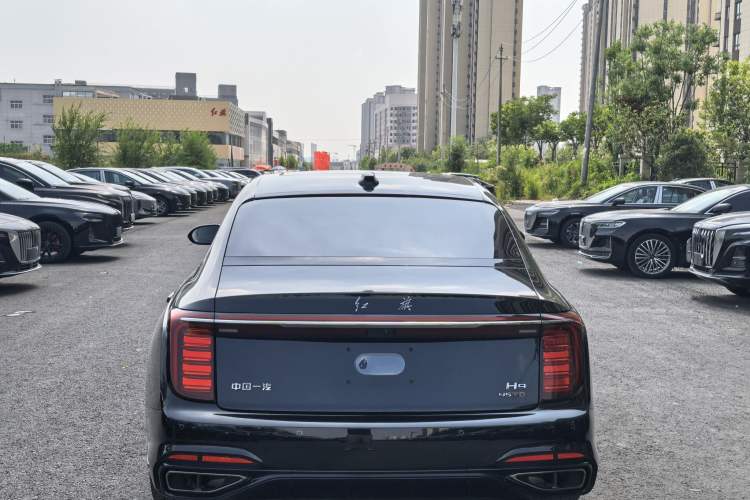 Used Hongqi H9 2025 Model Facelifted 2.0T Two-Wheel Drive Flag-Style Private Enjoyment Fashion Edition, 5 Seats Exterior 2