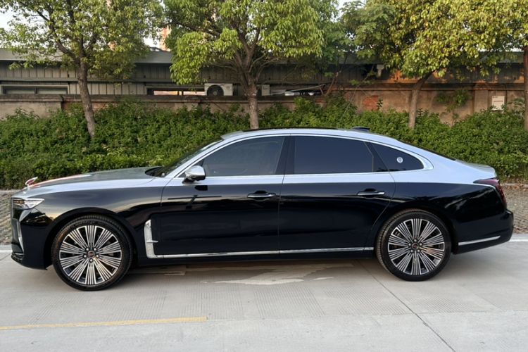 Used Hongqi H9 2025 Model Facelifted 2.0T Two-Wheel Drive Flag-Style Luxury Business Edition, 5 Seats Exterior 3