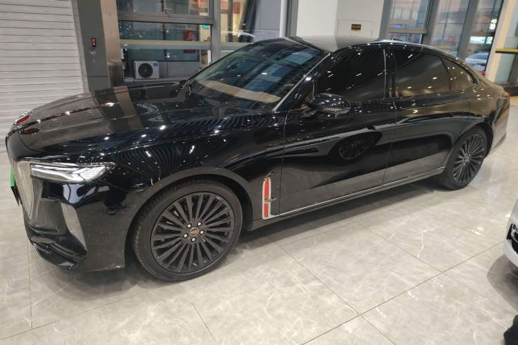 Used Hongqi H9 2025 2.0T Two-Wheel-Drive Flagship Private Enjoyment Style 5 Seats Exterior 3