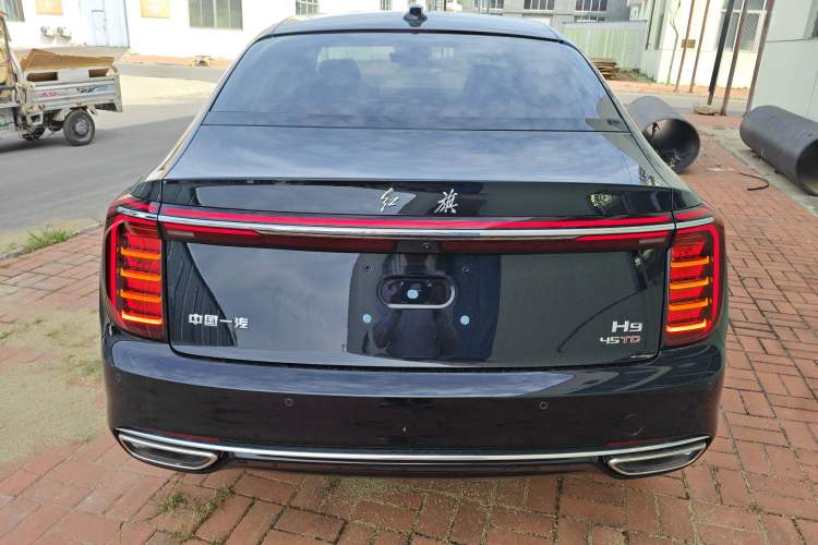 Used Hongqi H9 2025 2.0T Two-Wheel Drive Flagship Luxury Business Edition 5 Seats Exterior 4