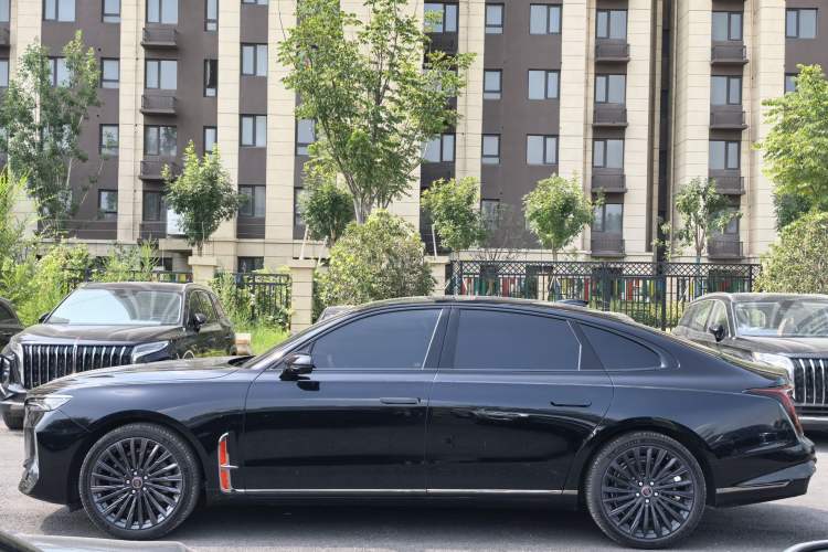 Used Hongqi H9 2025 Model Facelifted 2.0T Two-Wheel Drive Flag-Style Private Enjoyment Fashion Edition, 5 Seats Exterior 4