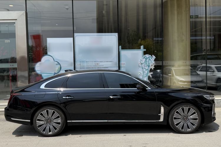Used Hongqi H9 2025 2.0T Two-Wheel Drive Flagship Luxury Business Edition 5 Seats Exterior 6