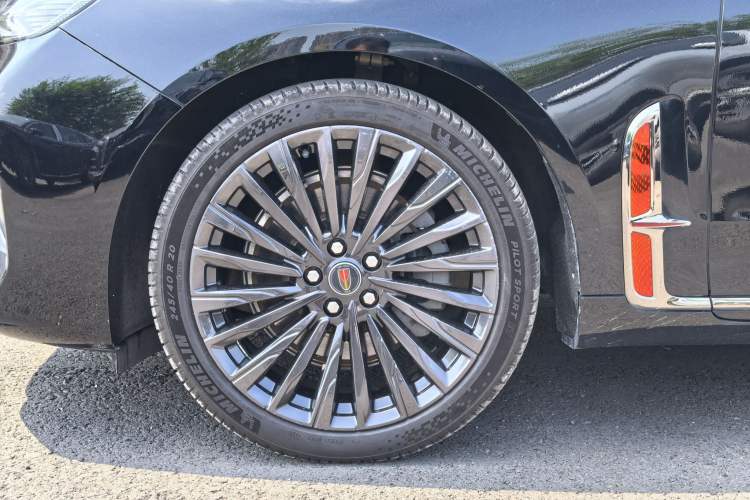 Used Hongqi H9 2025 Model Facelifted 2.0T Two-Wheel Drive Flag-Style Private Enjoyment Fashion Edition, 5 Seats Exterior 6