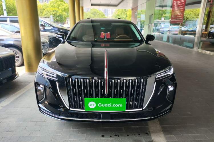 Used Hongqi H9 2025 Model Facelifted 2.0T Two-Wheel Drive Flag-Style Luxury Business Edition, 5 Seats Front