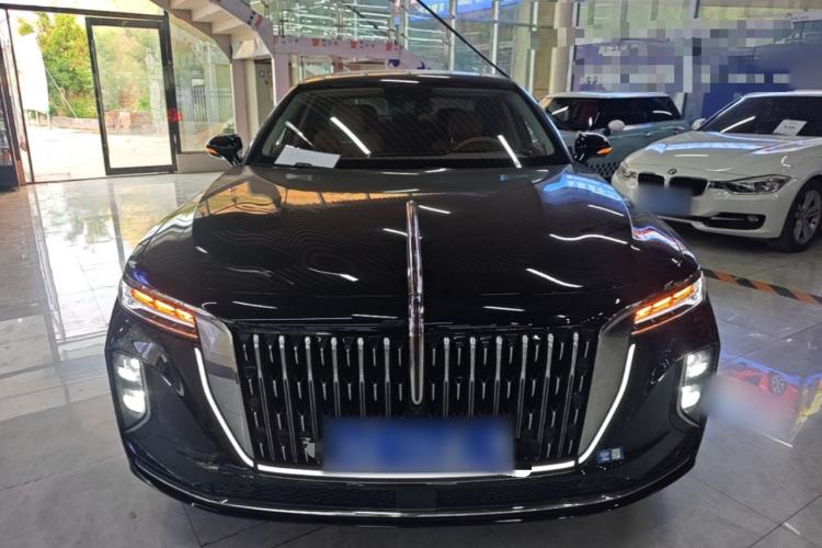 Used Hongqi H9 2025 Model Facelifted 2.0T Two-Wheel Drive Flag-Style Luxury Business Edition, 5 Seats Front