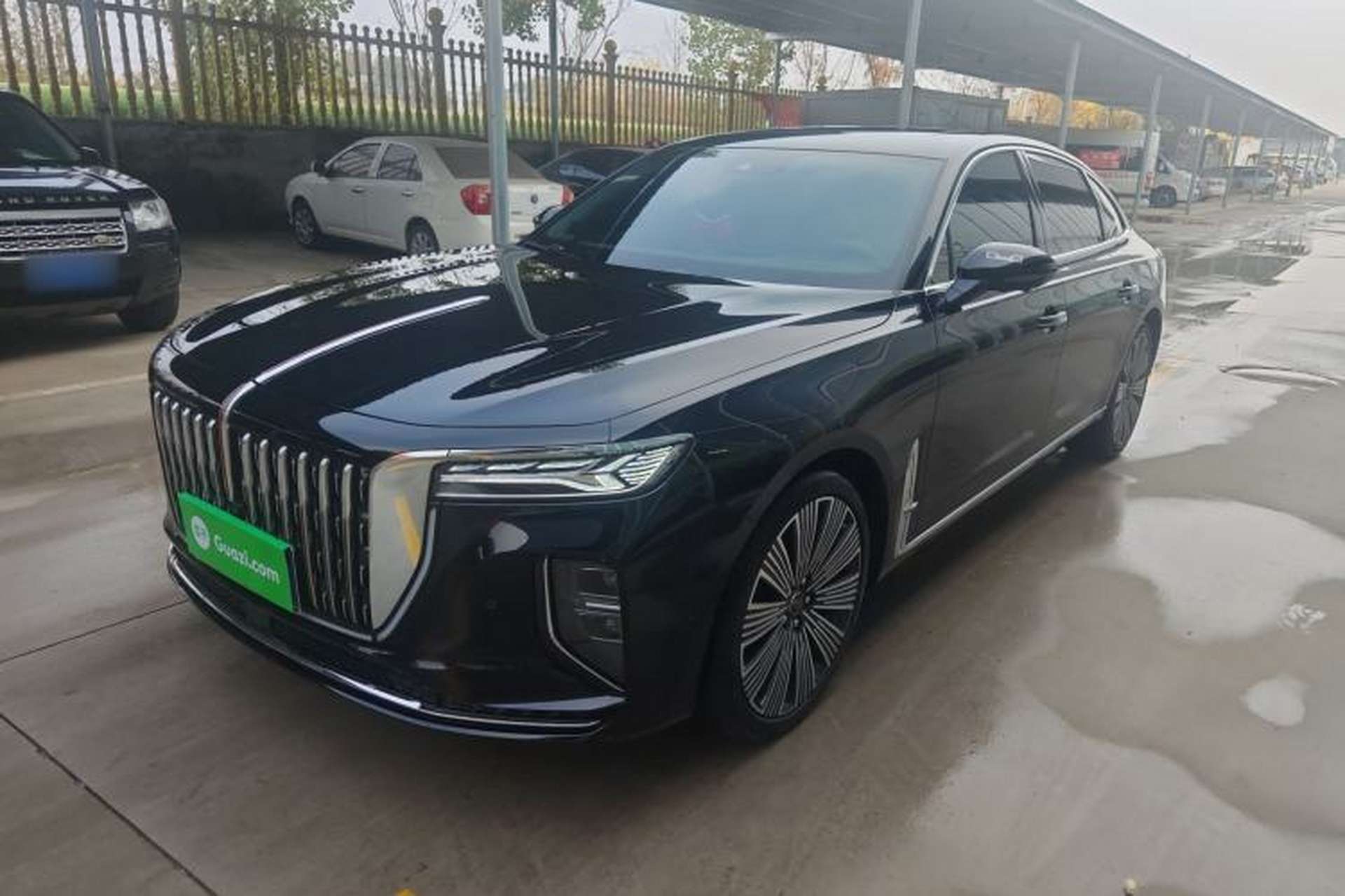 Used Hongqi H9 2025 2.0T Two-Wheel Drive Flagship Luxury Business Edition 5 Seats Front Left 45 Deg