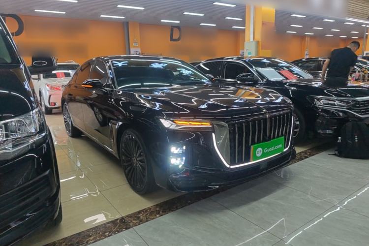 Used Hongqi H9 2025 2.0T Two-Wheel-Drive Flagship Private Enjoyment Style 5 Seats Front Right 45 Deg