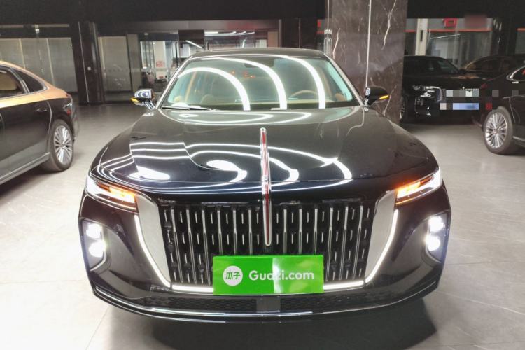 Used Hongqi H9 2025 Model Facelifted 2.0T Two-Wheel Drive Flag-Style Luxury Business Edition, 5 Seats Front