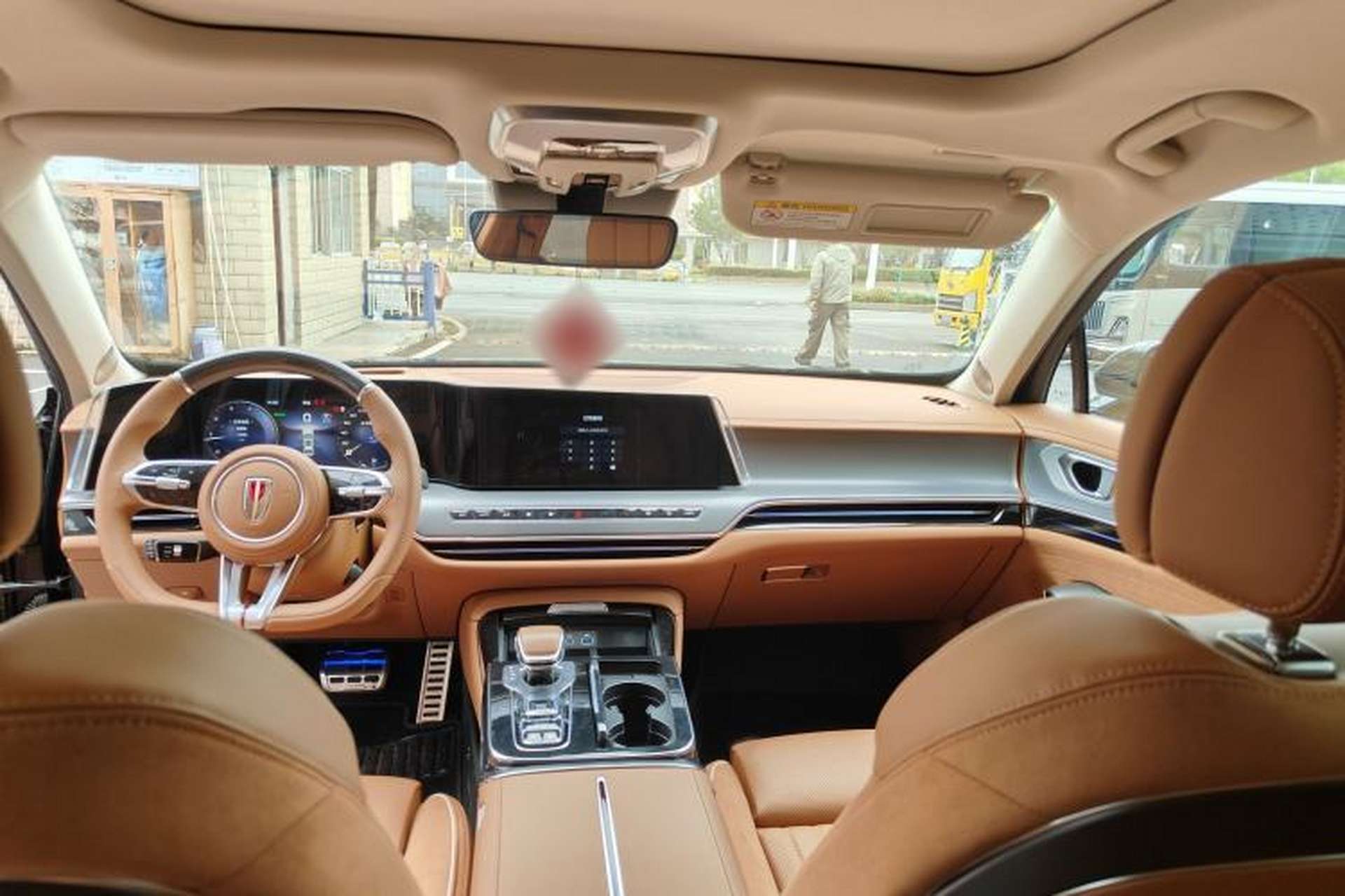 Used Hongqi H9 2025 2.0T Two-Wheel Drive Flagship Private Enjoyment Fashion Edition 5 Seats Interior 1