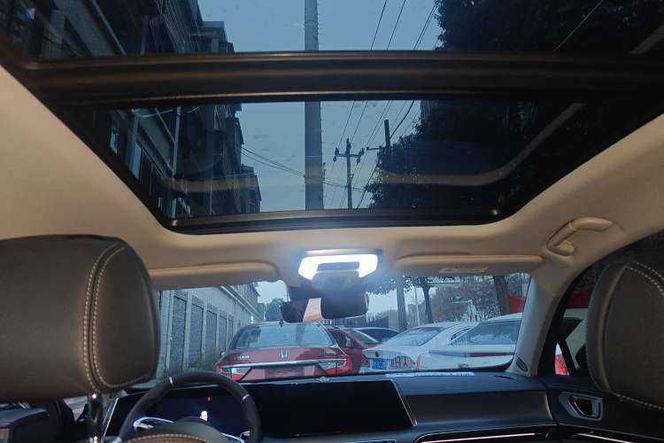 Used Hongqi H9 2025 2.0T Two-Wheel-Drive Flagship Private Enjoyment Style 5 Seats Interior 5