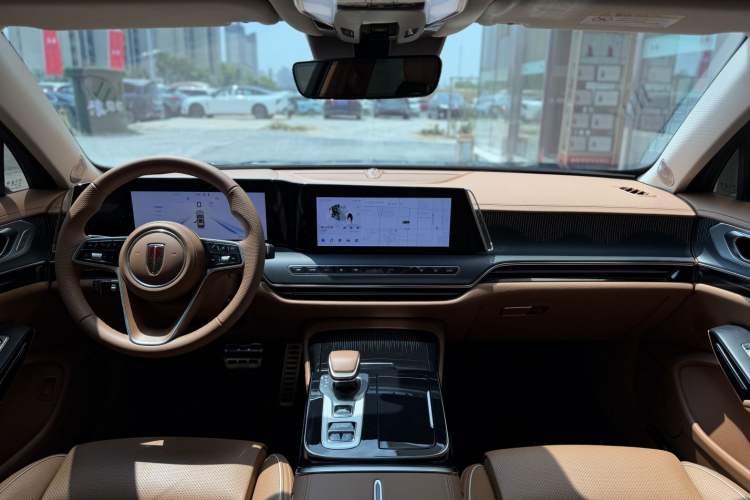Used Hongqi H9 2025 2.0T Two-Wheel Drive Flagship Luxury Business Edition 5 Seats Interior 6