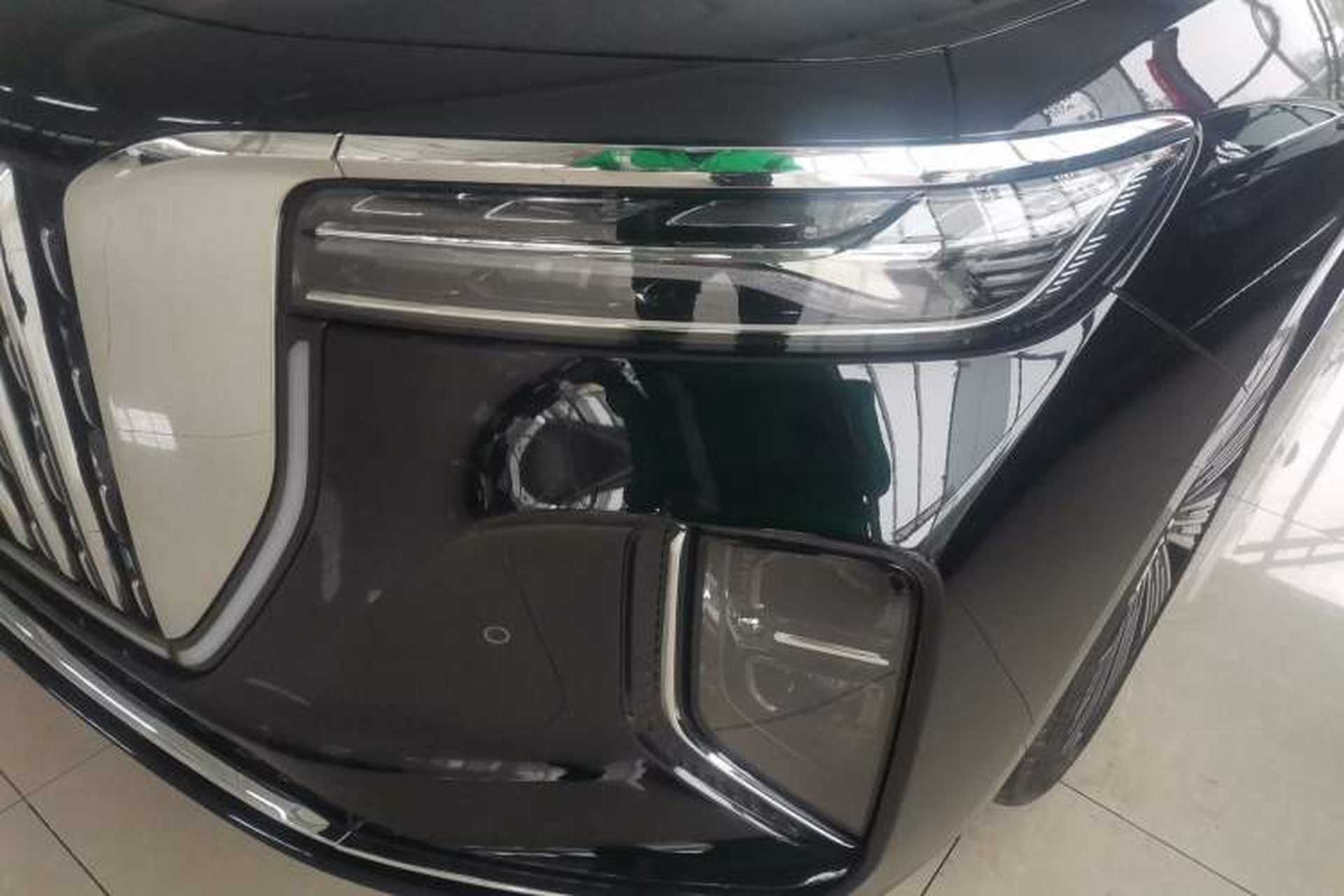 Used Hongqi H9 2025 2.0T Two-Wheel Drive Flagship Luxury Business Edition 5 Seats Left Front Headlight