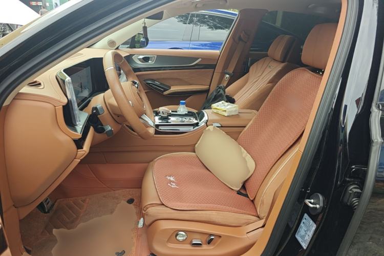 Used Hongqi H9 2025 2.0T Two-Wheel-Drive Flagship Private Enjoyment Style 5 Seats Left Front Seat