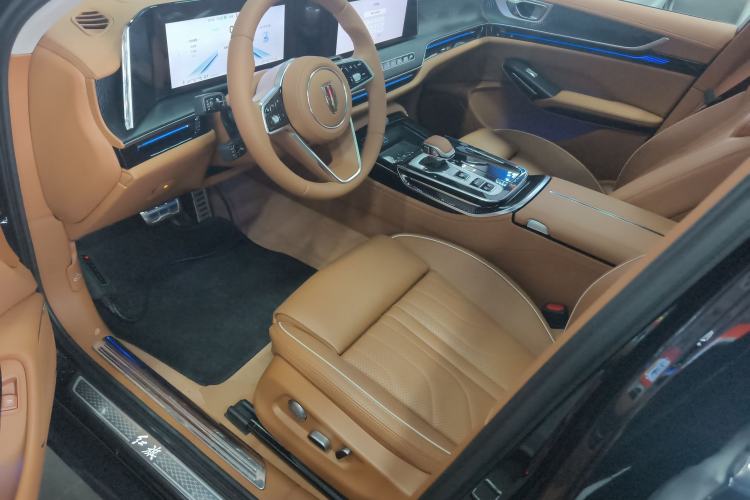 Used Hongqi H9 2025 Model Facelifted 2.0T Two-Wheel Drive Flag-Style Luxury Business Edition, 5 Seats Left Front Seat