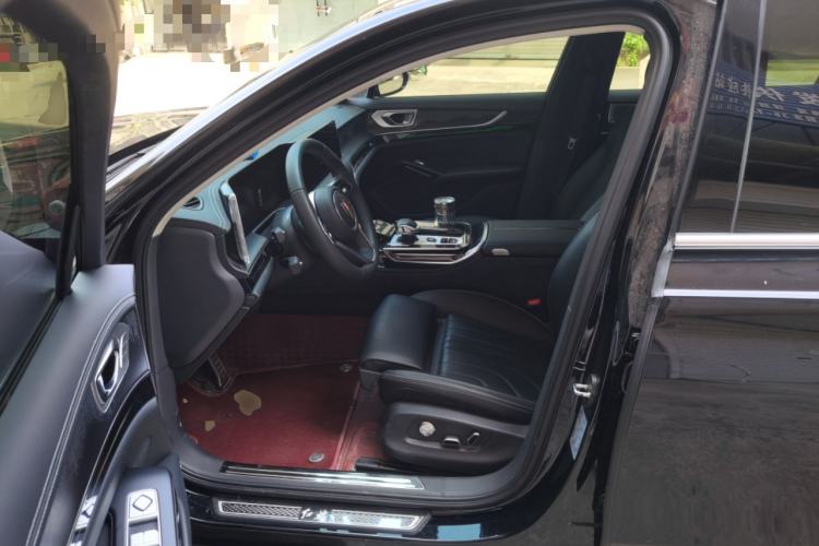 Used Hongqi H9 2025 Model Facelifted 2.0T Two-Wheel Drive Flag-Style Luxury Business Edition, 5 Seats Left Front Seat