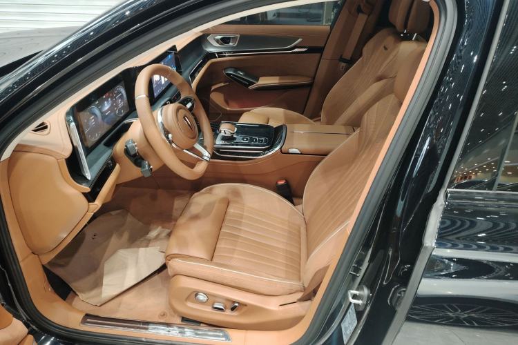 Used Hongqi H9 2025 2.0T Two-Wheel-Drive Flagship Private Enjoyment Style 5 Seats Left Front Seat