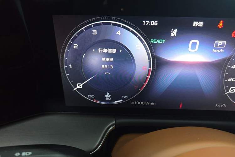 Used Hongqi H9 2025 2.0T Two-Wheel Drive Flagship Private Enjoyment Fashion Edition 5 Seats Odometer Close Up