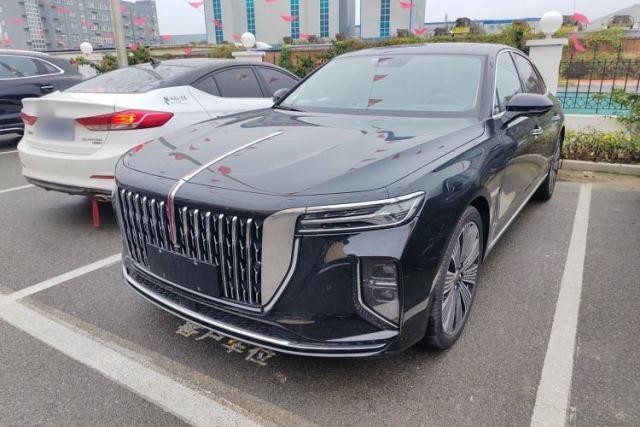 Used Hongqi H9 2025 2.0T Two-Wheel Drive Flagship Luxury Business Edition 5 Seats