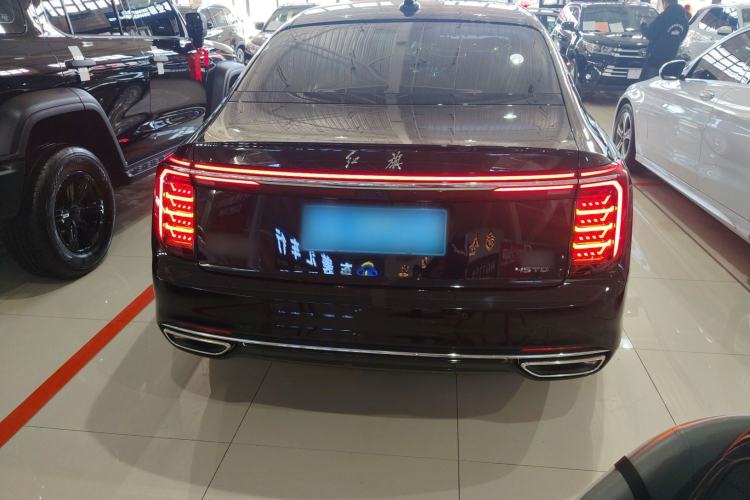 Used Hongqi H9 2025 Model Facelifted 2.0T Two-Wheel Drive Flag-Style Luxury Business Edition, 5 Seats Rear