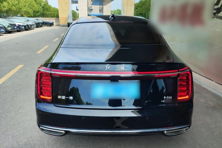 Used Hongqi H9 2025 Model Facelifted 2.0T Two-Wheel Drive Flag-Style Luxury Business Edition, 5 Seats Rear