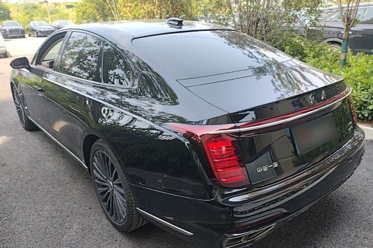 Used Hongqi H9 2025 Model Facelifted 2.0T Two-Wheel Drive Flag-Style Private Enjoyment Fashion Edition, 5 Seats Rear Left 45 Deg