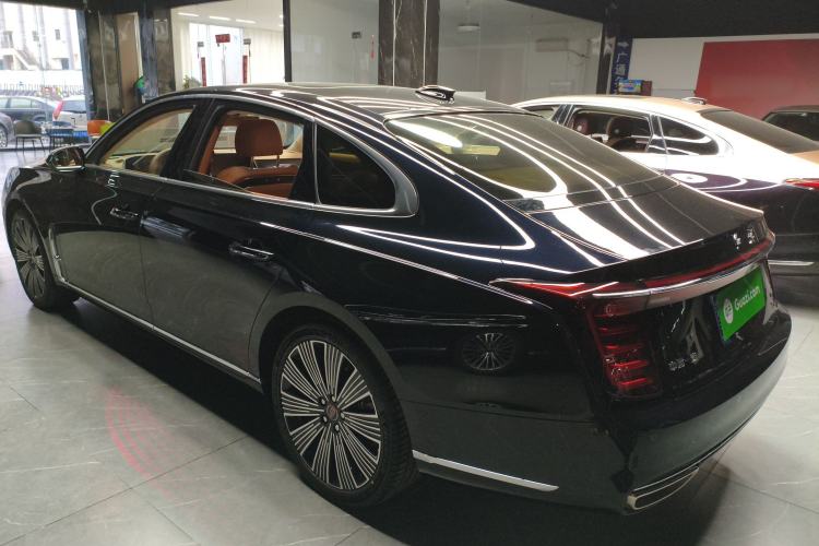 Used Hongqi H9 2025 Model Facelifted 2.0T Two-Wheel Drive Flag-Style Luxury Business Edition, 5 Seats Rear Left 45 Deg