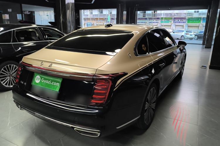 Used Hongqi H9 2025 Model Facelifted 2.0T Two-Wheel Drive Flag-Style Luxury Business Edition, 5 Seats Rear Right 45 Deg