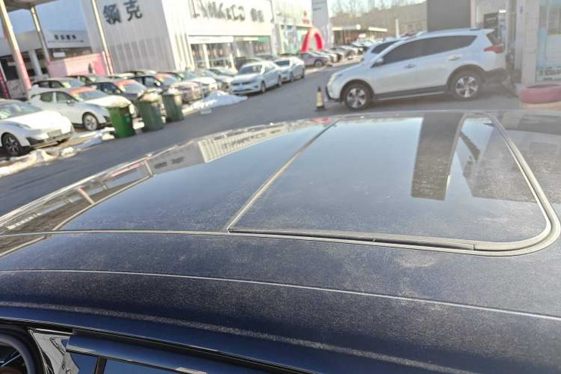 Used Hongqi H9 2025 2.0T Two-Wheel Drive Flagship Private Enjoyment Fashion Edition 5 Seats Roof