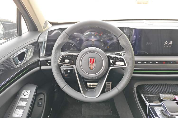 Used Hongqi H9 2025 2.0T Two-Wheel Drive Flagship Luxury Business Edition 5 Seats Steering Wheel