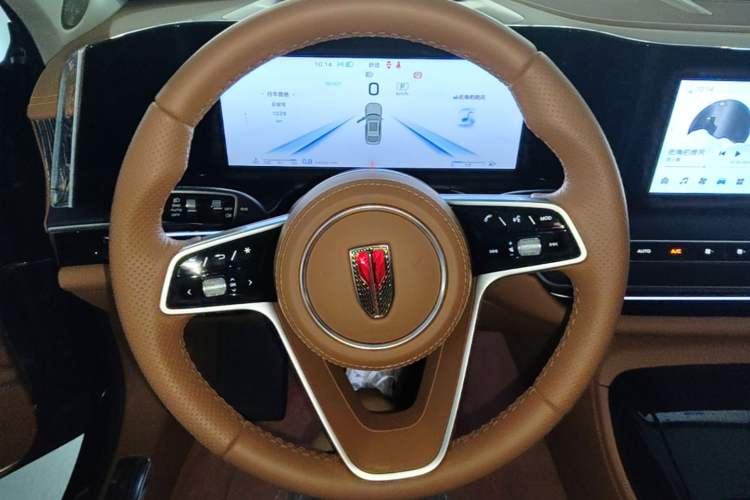 Used Hongqi H9 2025 2.0T Two-Wheel-Drive Flagship Luxury Business Edition 5 Seats Steering Wheel
