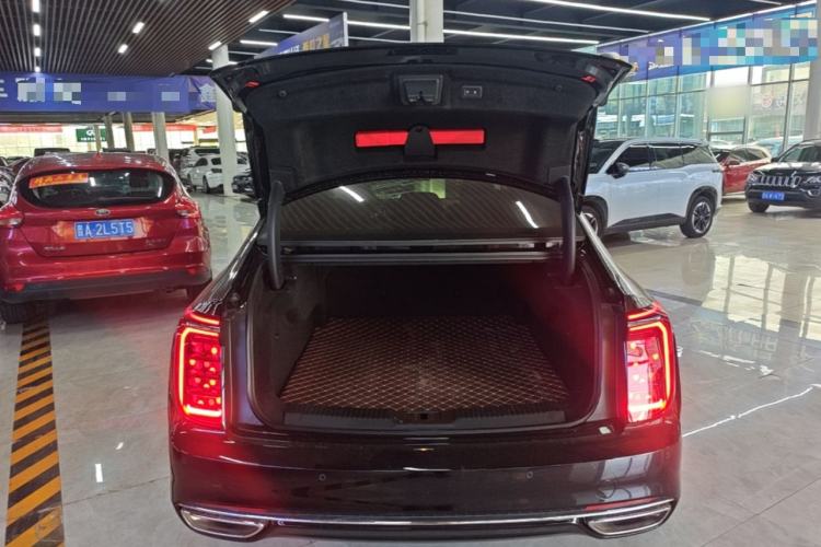 Used Hongqi H9 2025 Model Facelifted 2.0T Two-Wheel Drive Flag-Style Luxury Business Edition, 5 Seats Trunk