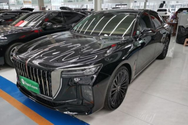Used Hongqi H9 2025 2.0T Two-Wheel-Drive Flagship Private Enjoyment Style 5 Seats