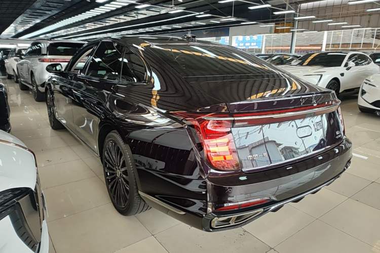 Used Hongqi H9 2025 Model Facelifted 2.0T Two-Wheel Drive Flag-Style Private Enjoyment Fashion Edition, 5 Seats Rear Left 45 Deg