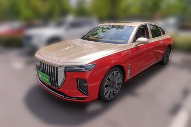 Used Hongqi H9 2025 Model Facelifted 2.0T Two-Wheel Drive Flag-Style Luxury Business Edition, 5 Seats