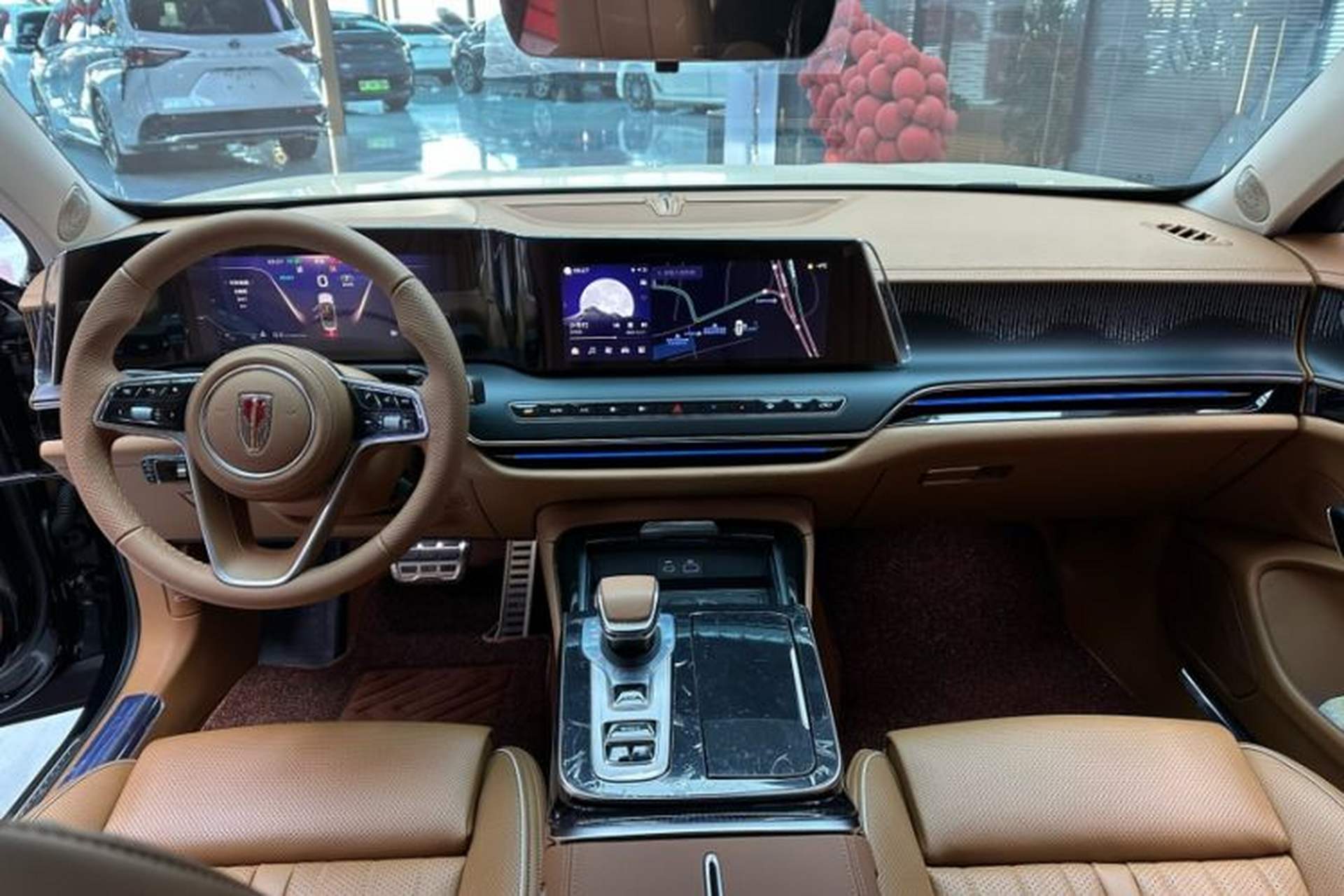 Used Hongqi H9 2025 Model Facelifted 2.0T Two-Wheel Drive Flag-Style Luxury Business Edition, 5 Seats Interior 7