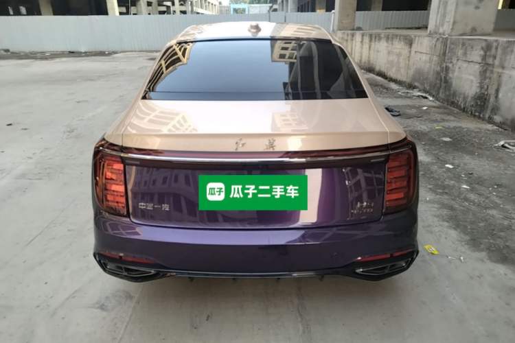 Used Hongqi H9 2025 Model Facelifted 2.0T Two-Wheel Drive Flag-Style Private Enjoyment Fashion Edition, 5 Seats Rear