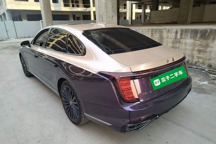 Used Hongqi H9 2025 Model Facelifted 2.0T Two-Wheel Drive Flag-Style Private Enjoyment Fashion Edition, 5 Seats Rear Left 45 Deg